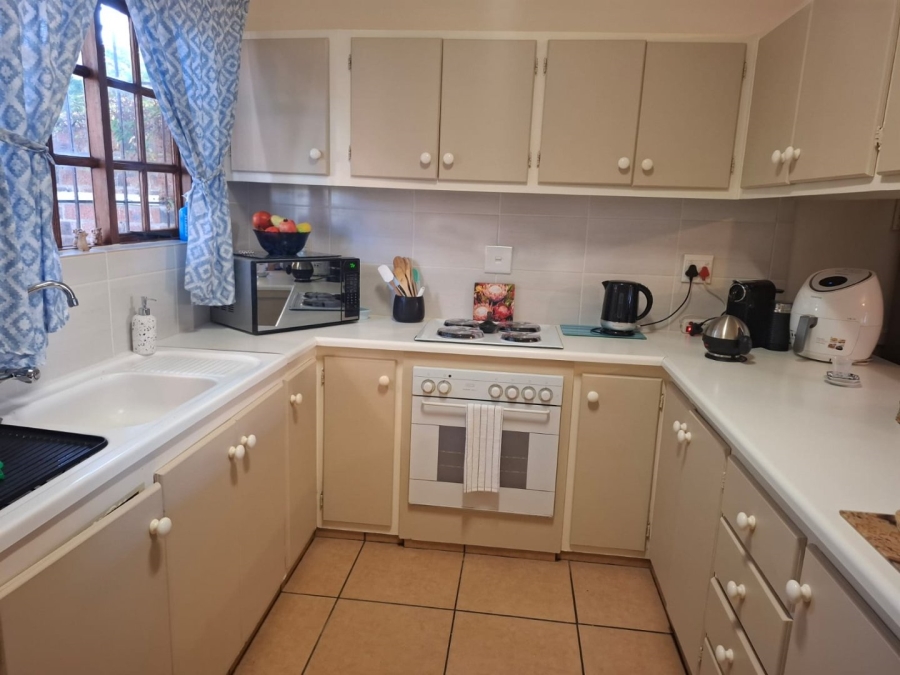 2 Bedroom Property for Sale in Pellissier Free State
